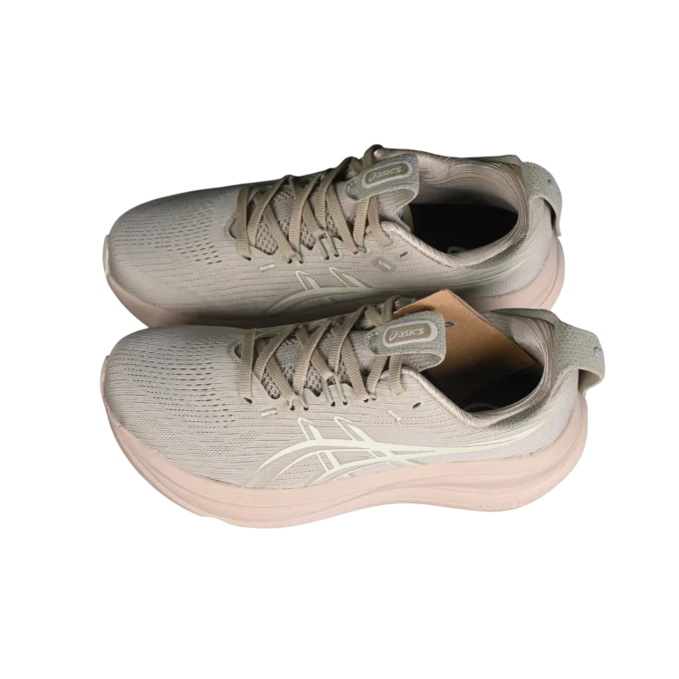 Asics nimbus 28 standing shoes