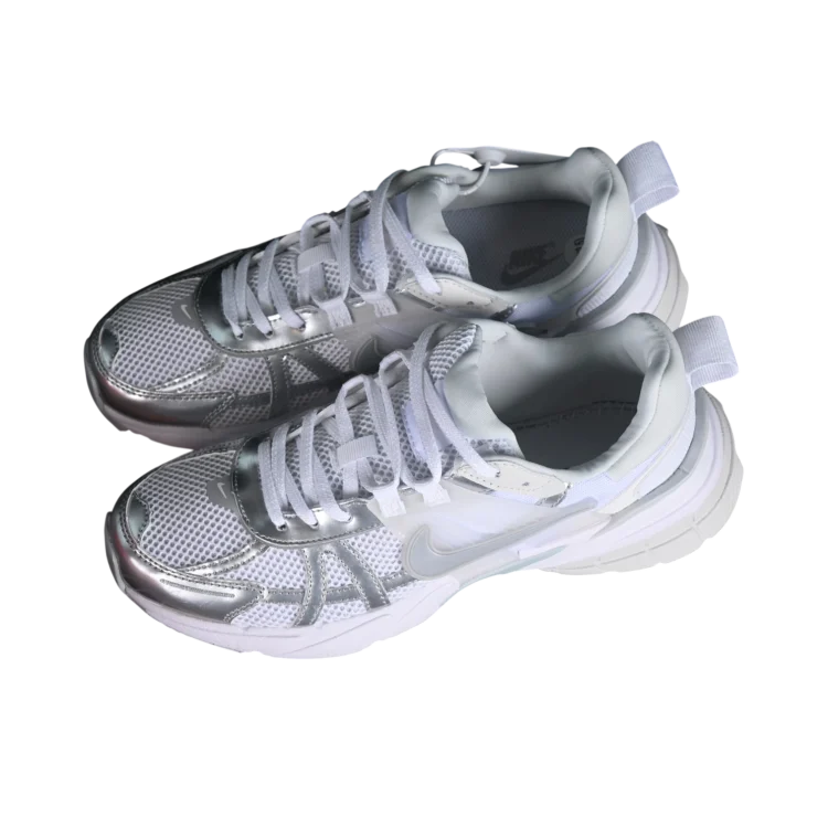 Nike v2k run sneakers