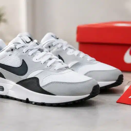 Sneaker discounts: how to spot a real deal